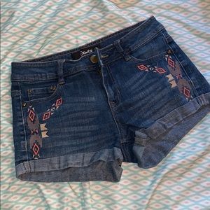 •Aztec Jean Shorts•